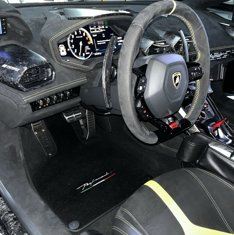 Alfombrillas Premium para tu Lamborghini Performante