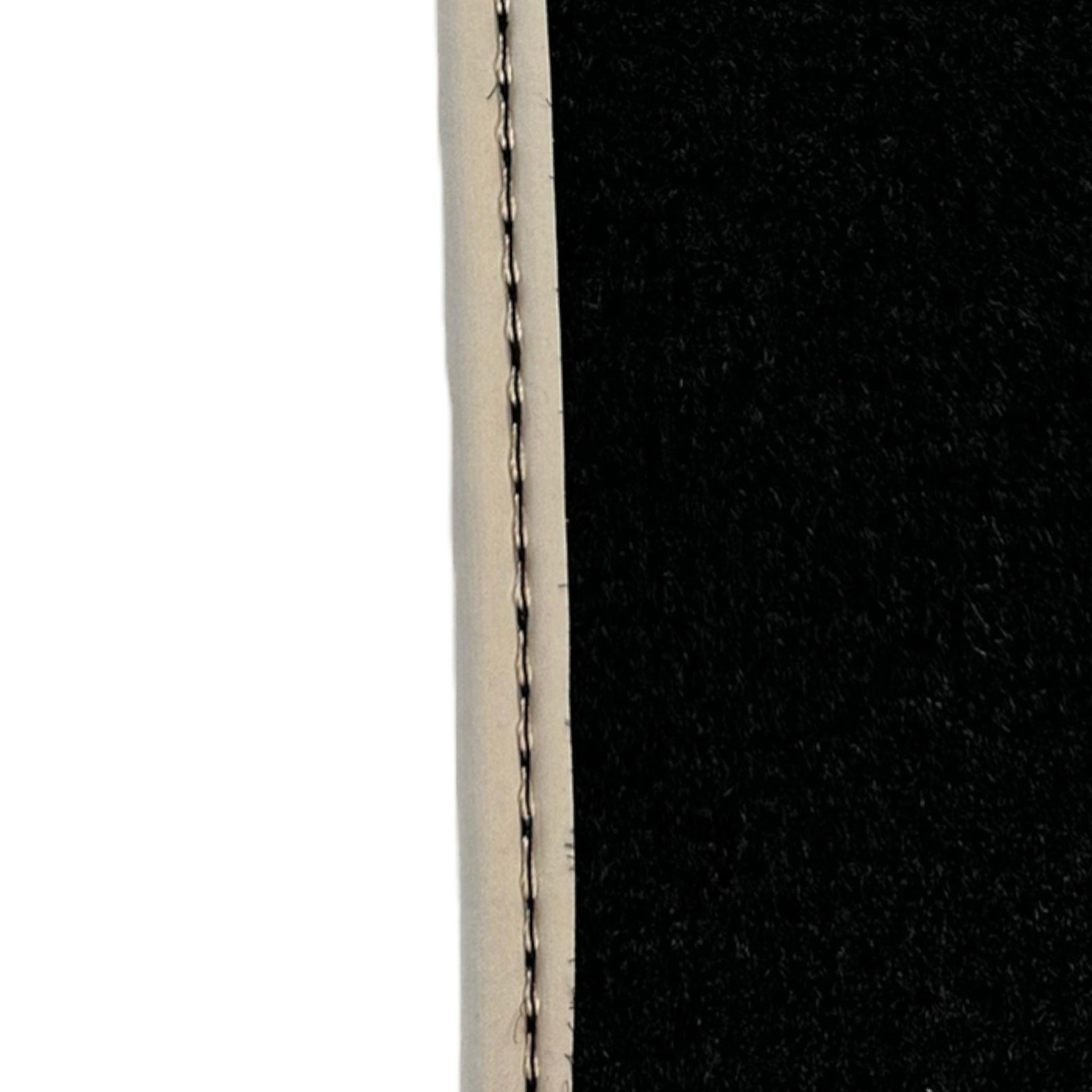 Black Floor Mats for Alfa Romeo 159 (2005-2011) - AutoWin