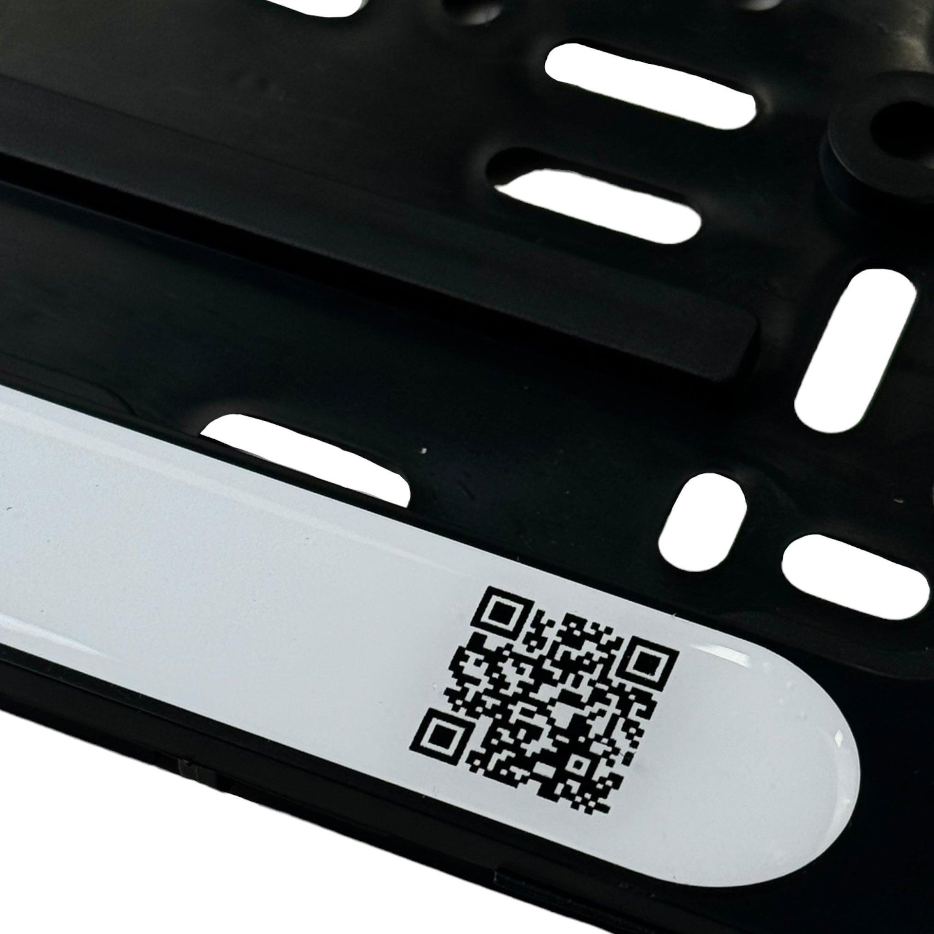 ER56 Performance Number Plate Holder Eu Standard Size 52 cm x 11 cm - AutoWin