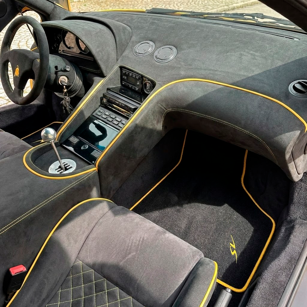 Customizable Leather Floor Mats with Single Diamond Pattern for Lamborghini Diablo (1990-2001) - AutoWin