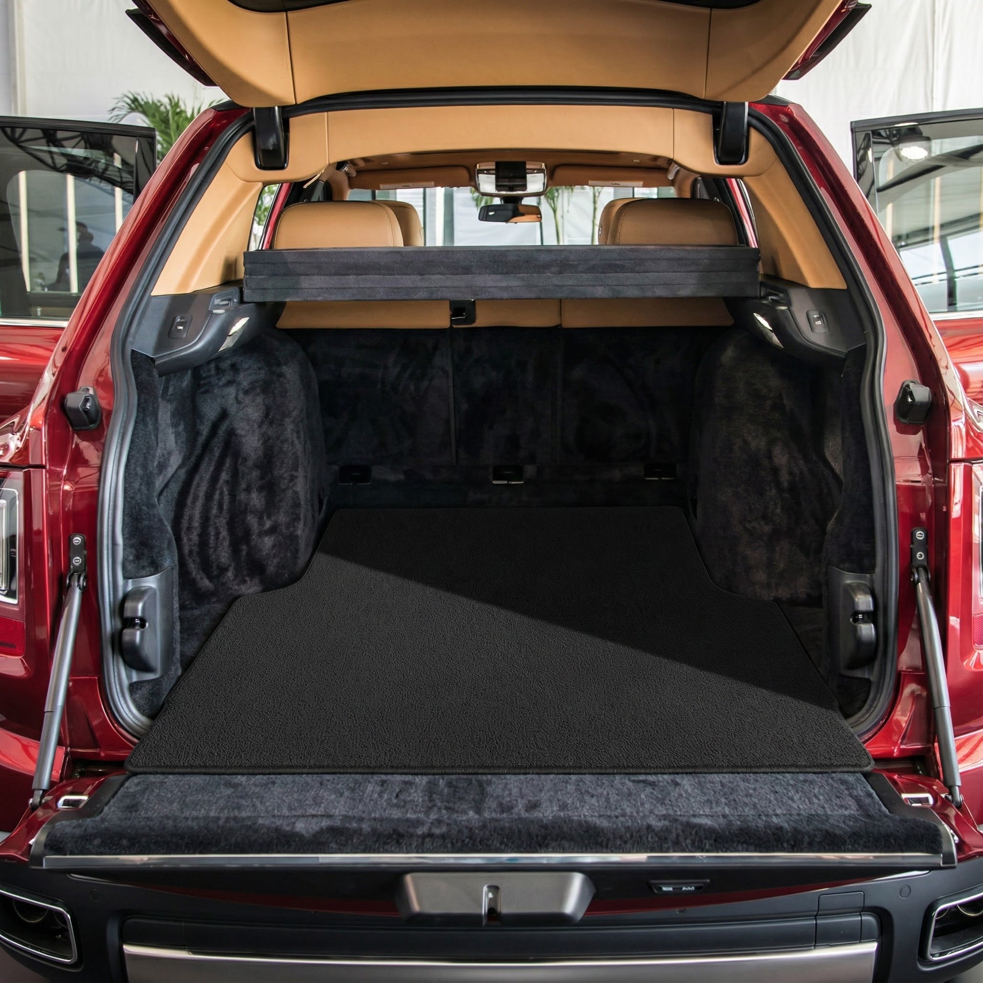 Rolls-Royce Cullinan Trunk