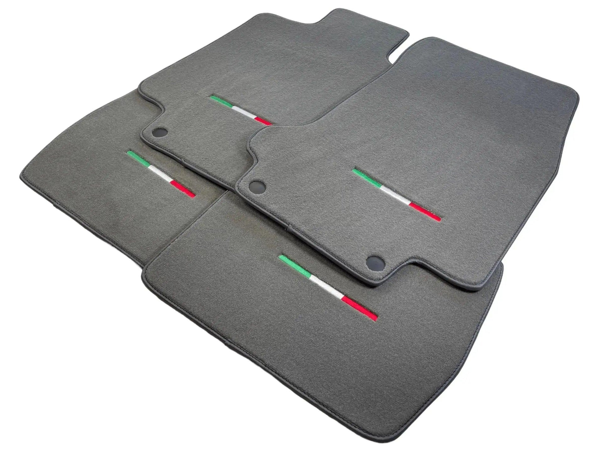 Gray Floor Mats For Maserati GranTurismo MC Stradale (2011-2015) IT Edition - AutoWin