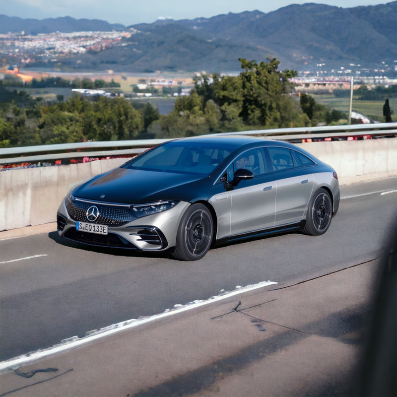 ارفع مستوى تجربة مرسيدس EQS الخاصة بك مع سجادات الأرضية الفاخرة من Autowin