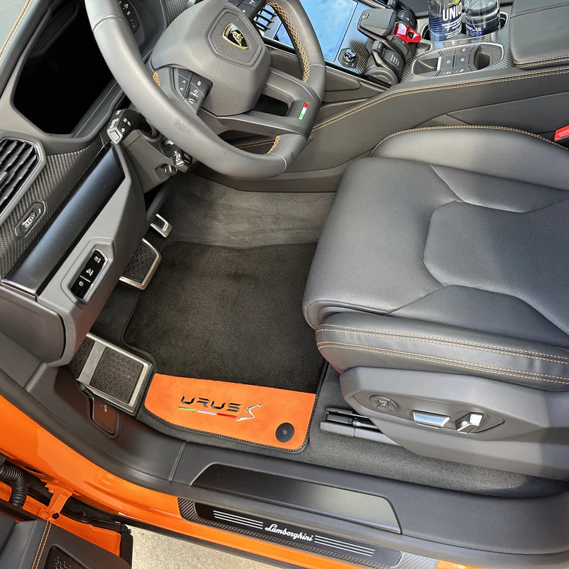 Alfombrillas de coche de cuero personalizables con patrón Divario para BMW G26 Gran Coupe (2021-2025) - AutoWin