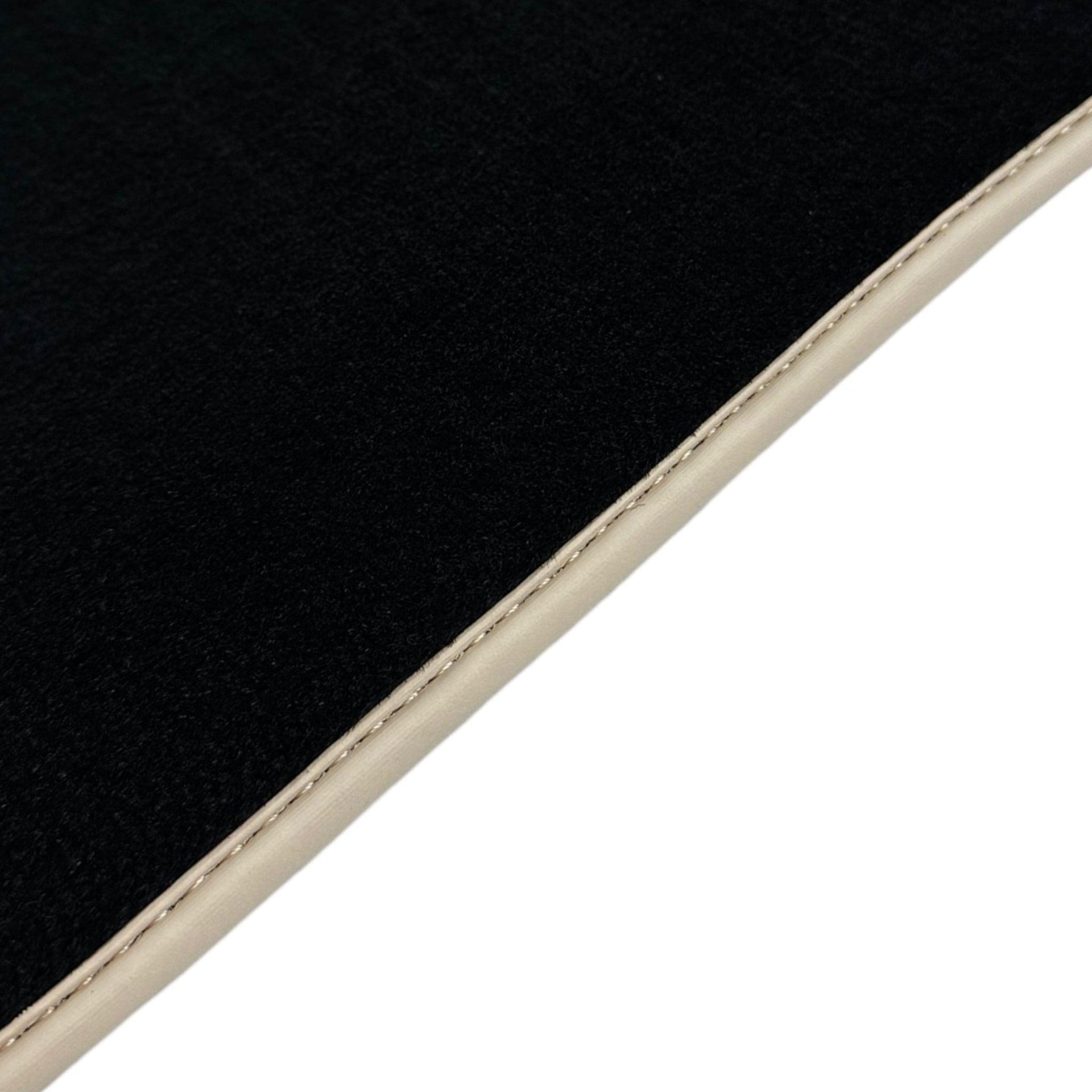 Black Floor Mats For Honda Accord (2002-2008) - AutoWin