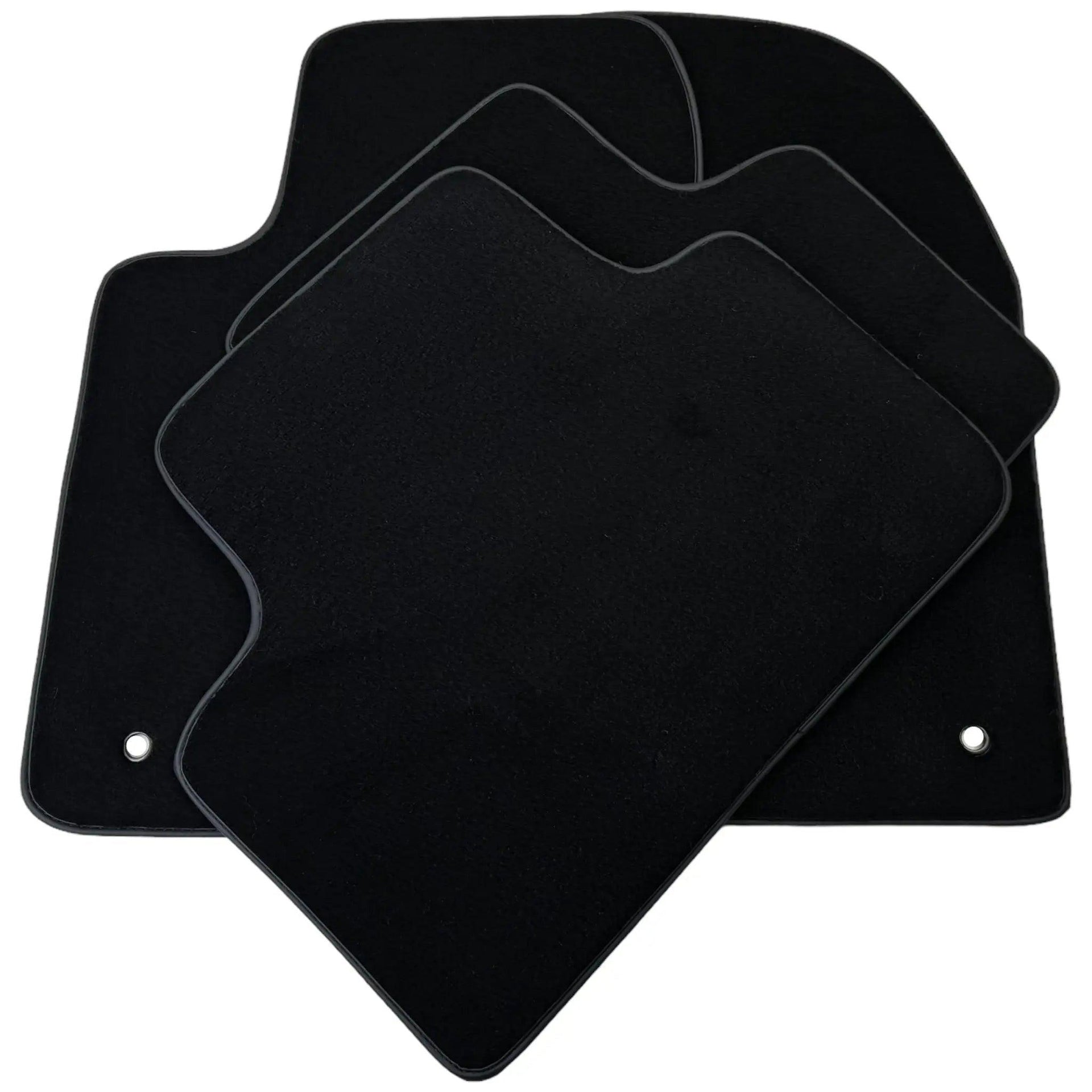 Black Floor Mats for Jeep Cherokee KL (2014-2024) - AutoWin