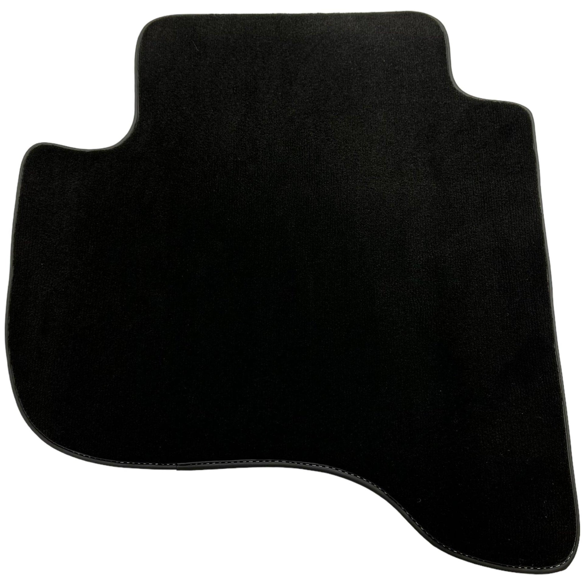 Black Floor Mats For Toyota Land Cruiser 90 (1997-2003) - AutoWin