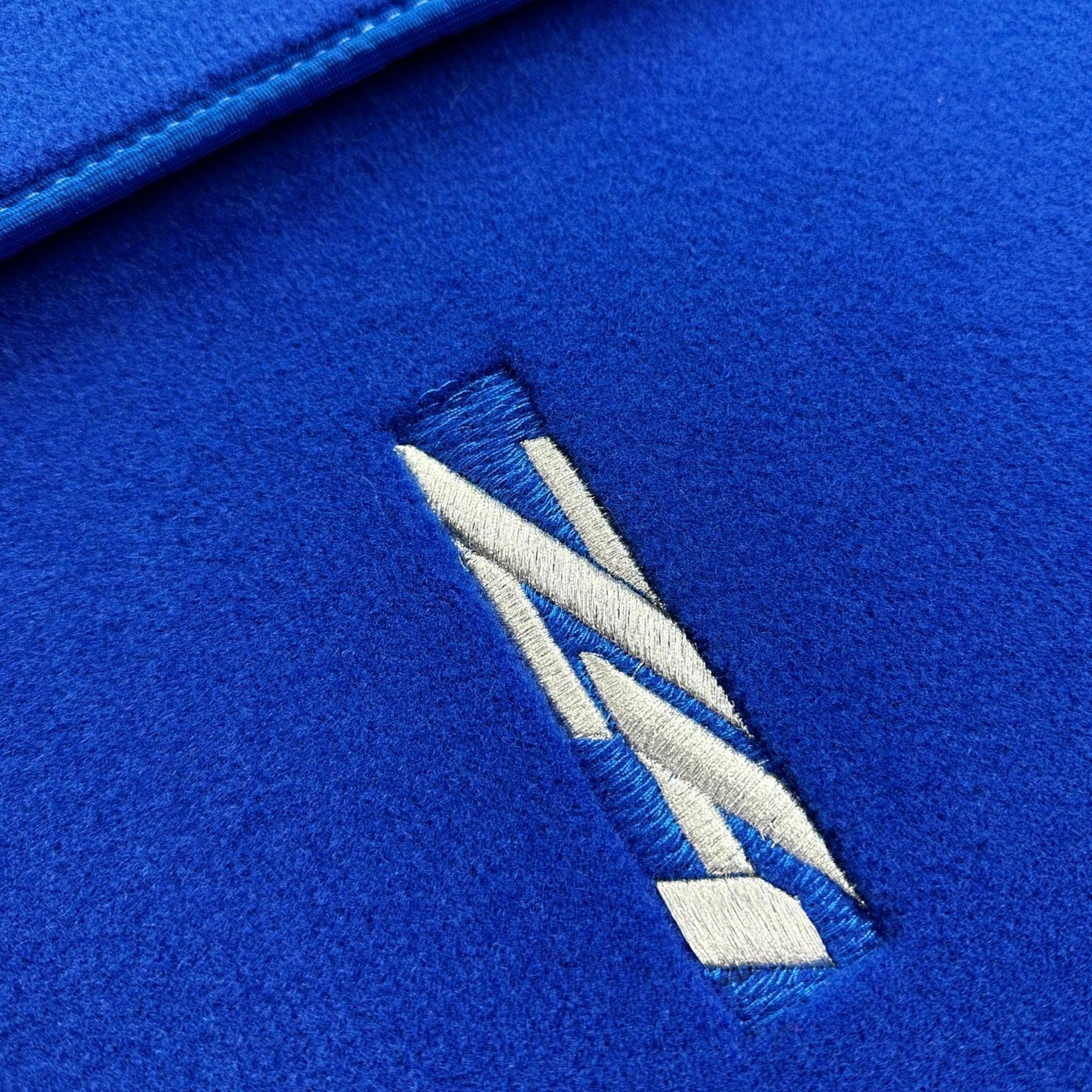 Blue Floor Mats for BMW Z4 Series E86 Coupe (2003-2008) - AutoWin