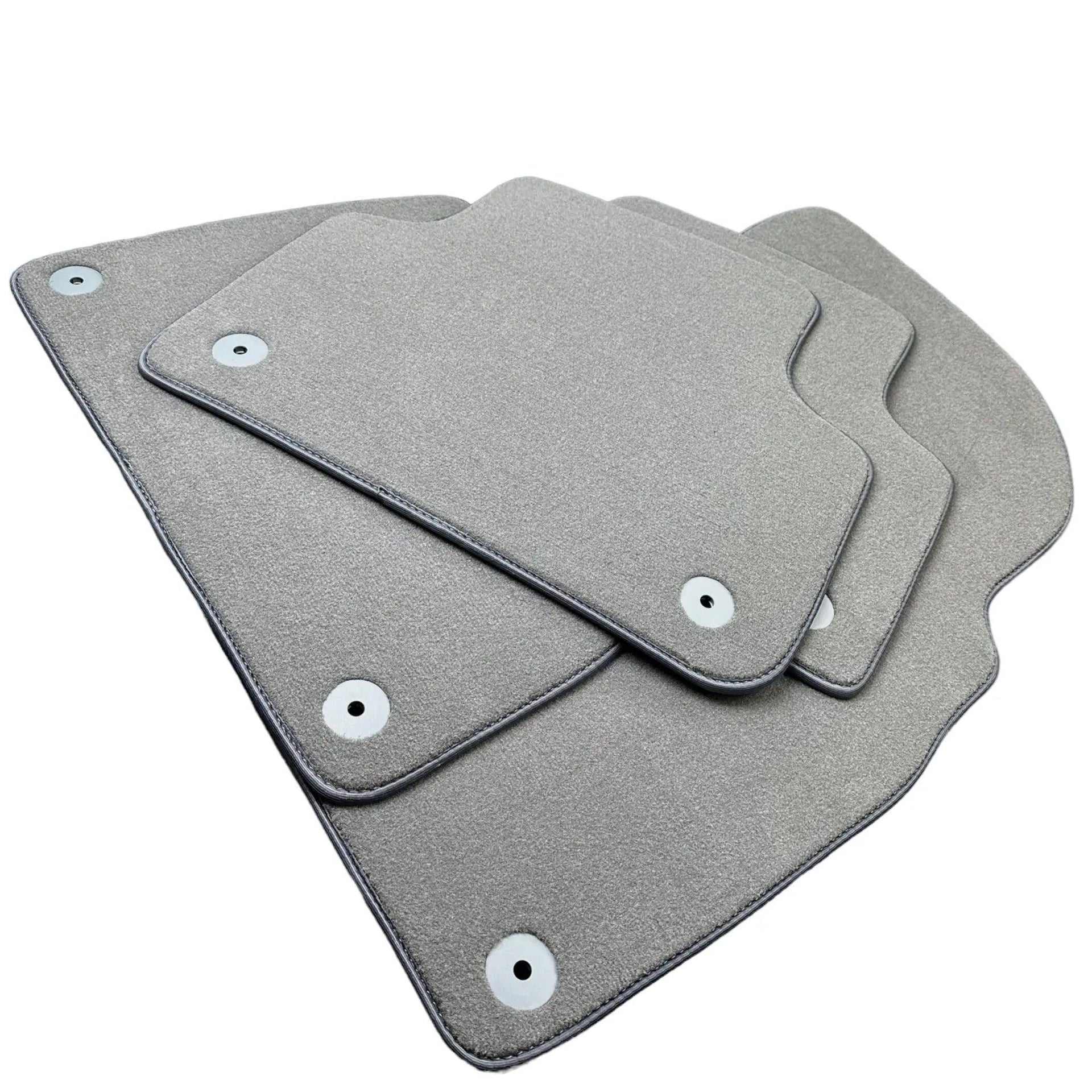 Grey Floor Mats For Bentley Bentayga (2015-2023) - AutoWin
