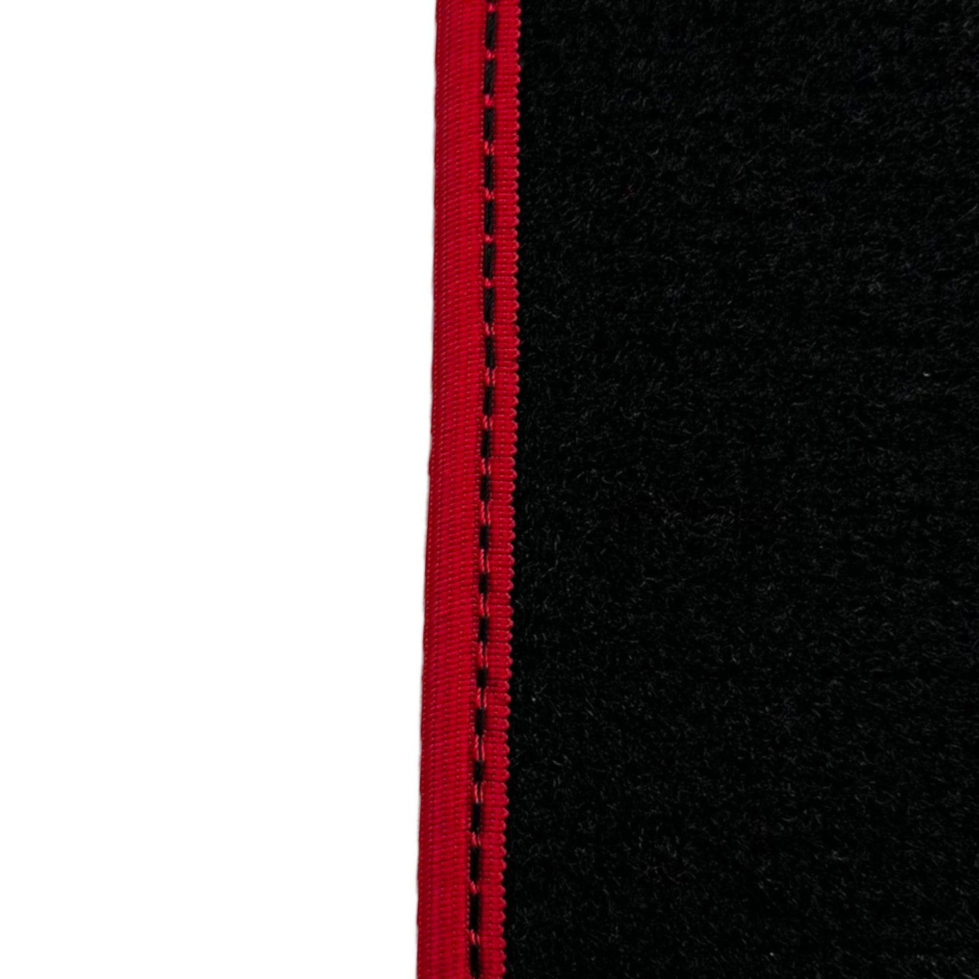 Black Floor Mats For Nissan Patrol (1997-2006) - AutoWin