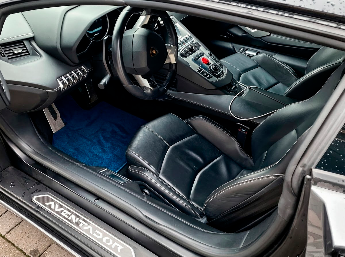 Aventador (2012-2022)