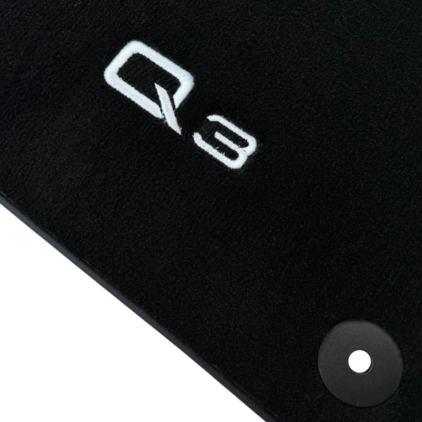 Black Floor Mats for Audi Q3 8U (2011-2018) - AutoWin