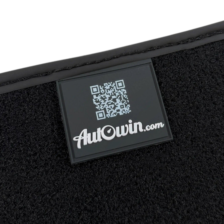 Black Floor Mats for BMW 1 Series F70 | Green Leather Borders
