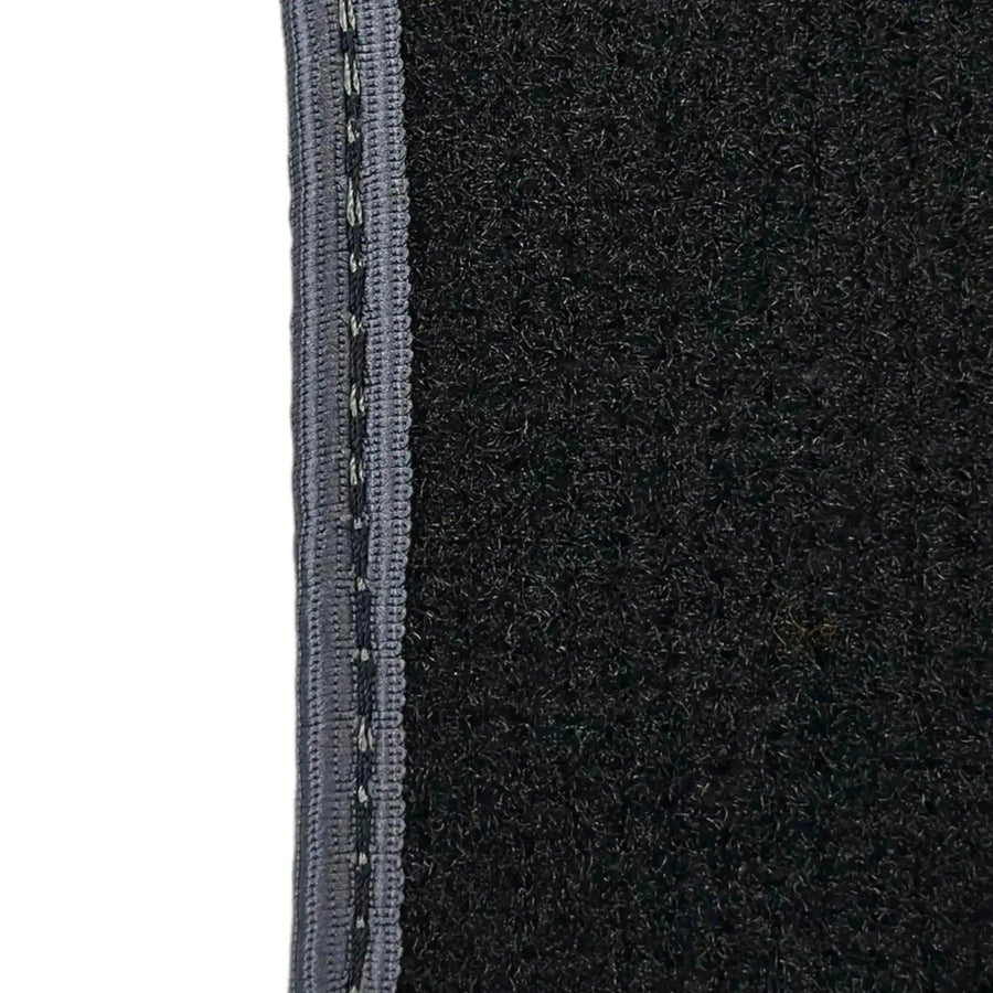 Black Floor Mats for Mini Clubman R55 (2007-2015) | Gray Trim - AutoWin