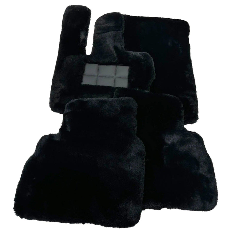 Black Sheepskin Floor Mats For Mercedes Benz B-Class W246 4Matic (2011-2019) | ER56 Design - AutoWin