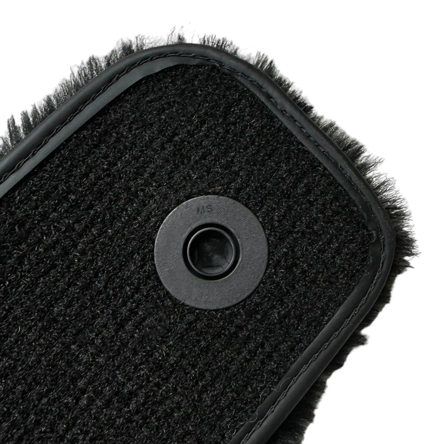 Black Sheepskin Floor Mats For Mercedes Benz B-Class W246 4Matic (2011-2019) | ER56 Design - AutoWin