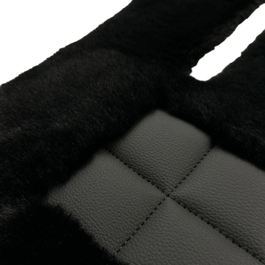 Black Sheepskin Floor Mats For Mercedes Benz B-Class W246 4Matic (2011-2019) | ER56 Design - AutoWin