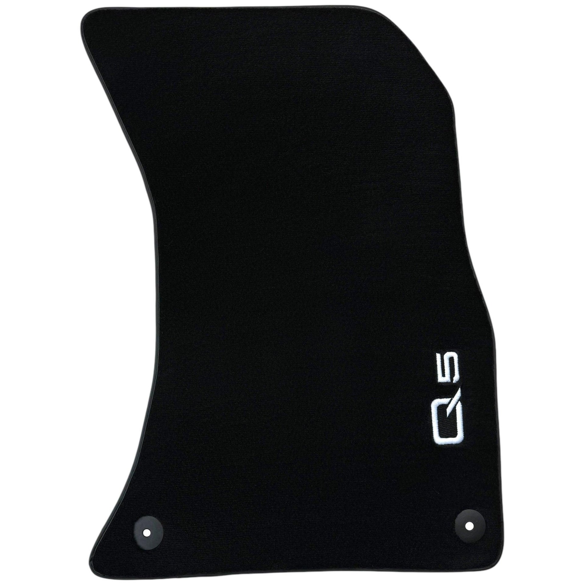 Black Floor Mats for Audi Q5 8R (2008-2017) - AutoWin