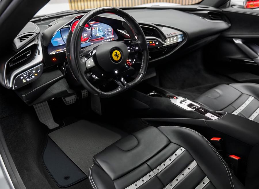 Alfombrillas de coche grises para Ferrari SF90 Stradale