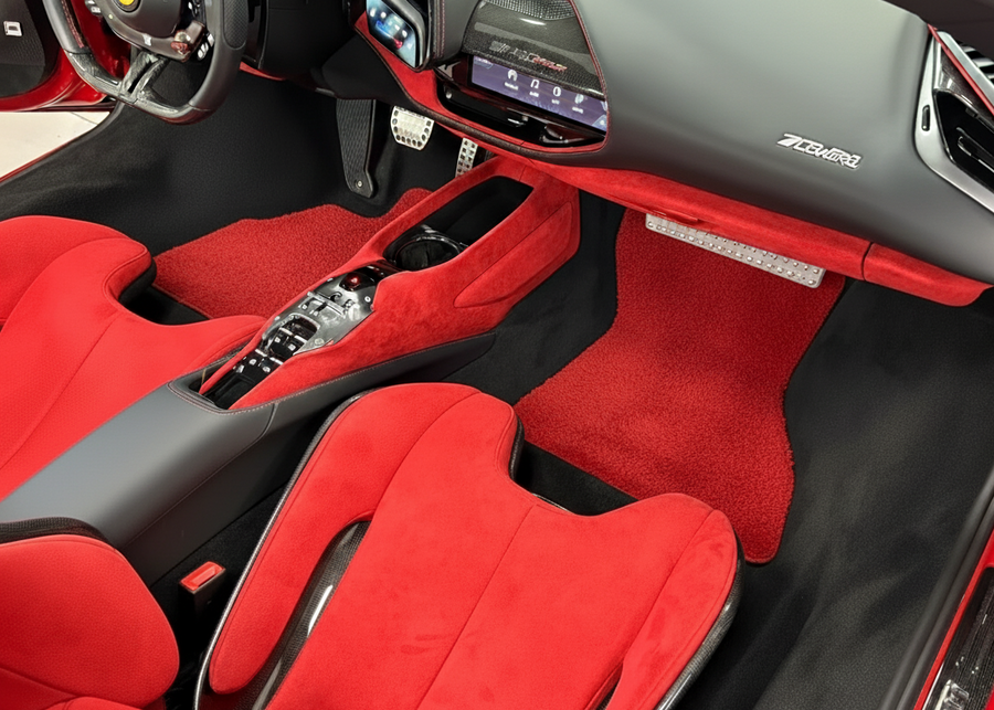 Rote Schaffell-Fußmatten für Ferrari SF90 Stradale (2019-2024)