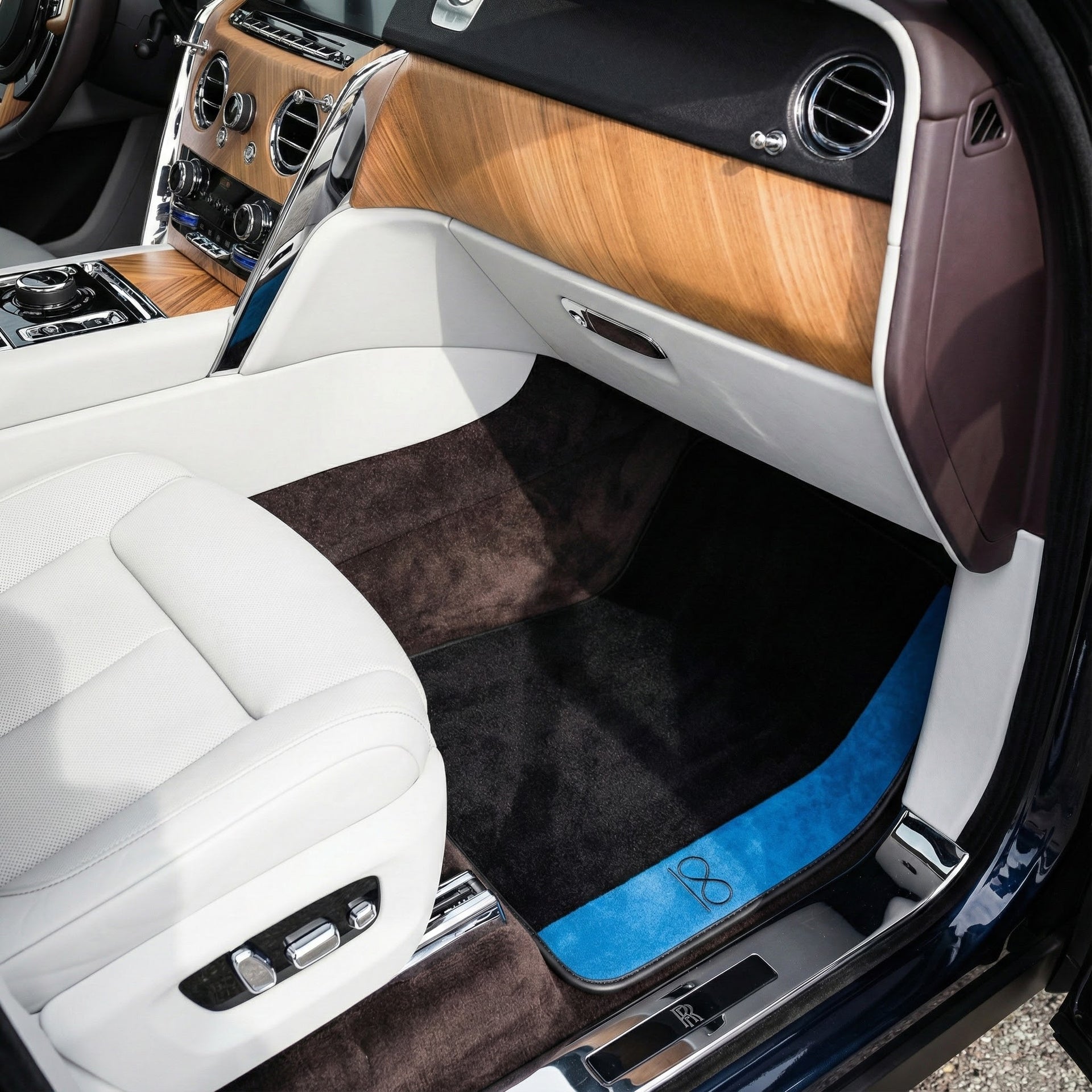 Blue Sheepskin Floor Mats for Rolls-Royce Cullinan (2018-2025) - AutoWin