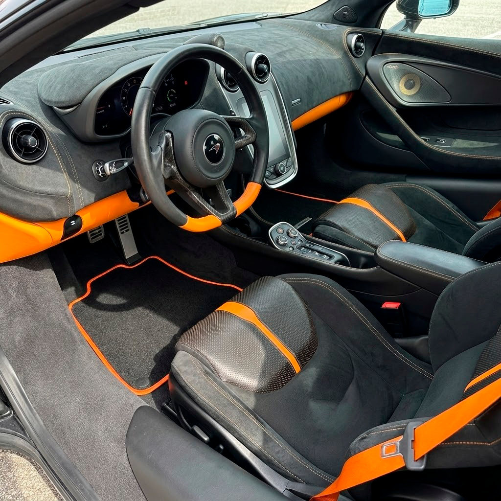 Interior look of floor mats for McLaren 570S (2015-2021) Black Tailored