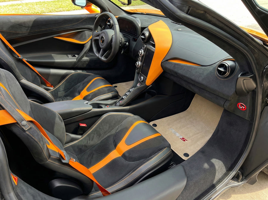 Fußmatten für McLaren 720S Beige Maßgeschneiderte Teppiche Set AutoWin