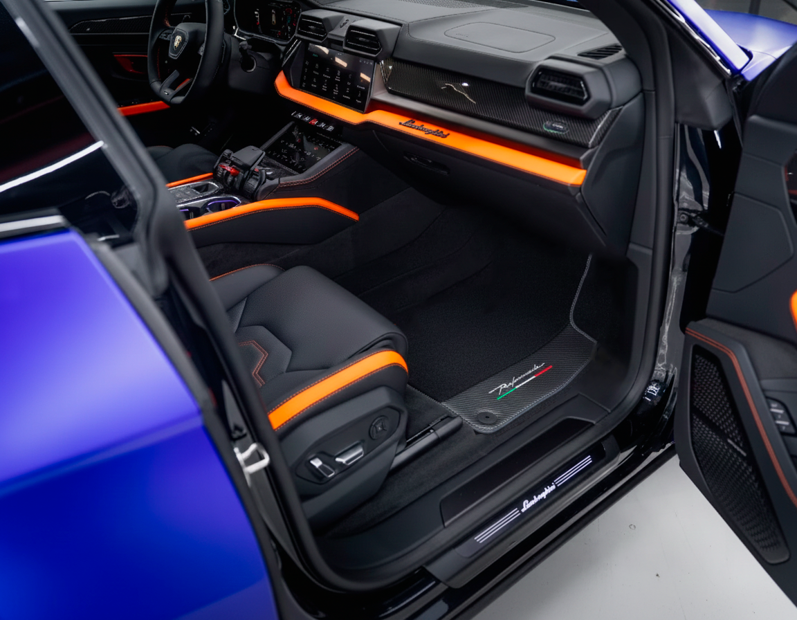 Tapis de voiture pour Lamborghini Urus Performante avec cuir en carbone