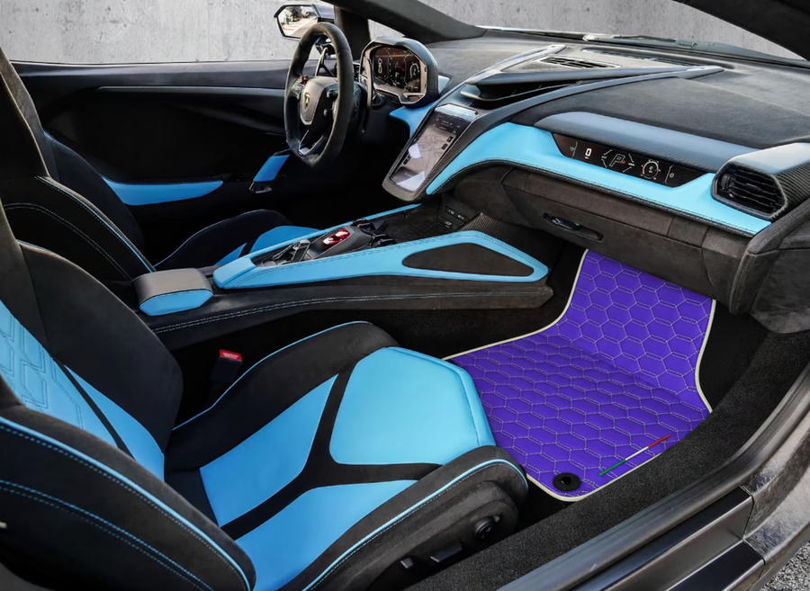 Tapis de voiture en cuir violet pour Lamborghini Revuelto (2024-2026)