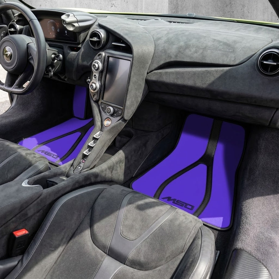 Lila Lederfußmatten mit A1-Muster für McLaren 750S (2023-2026)