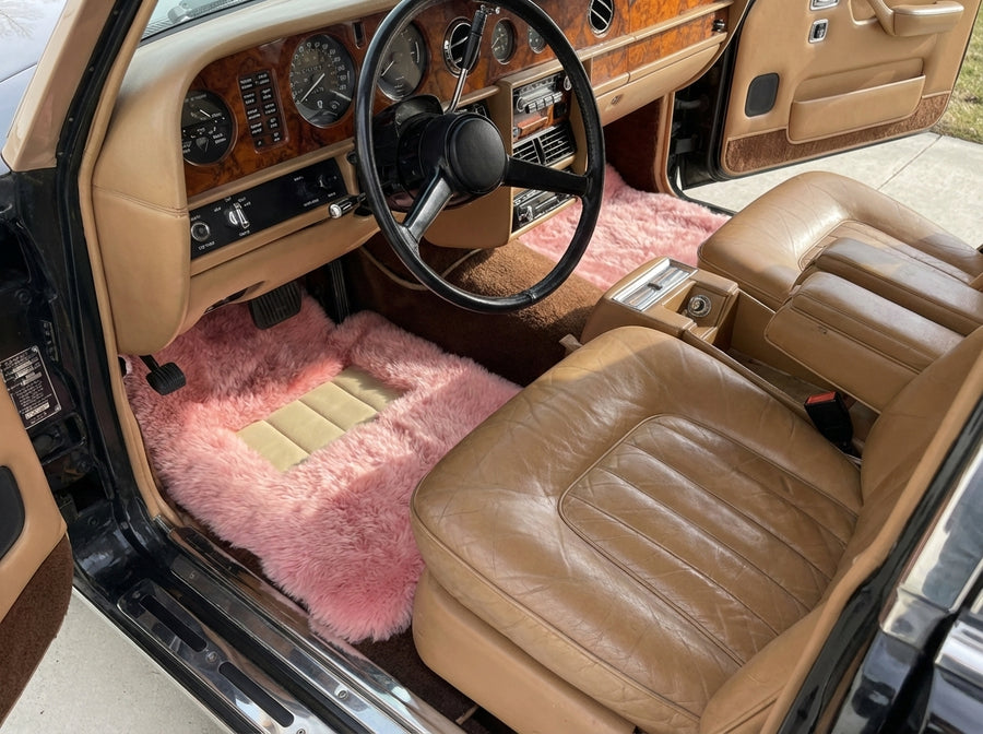 Tappetini in Pelliccia di Pecora Rosa per Rolls Royce Wraith