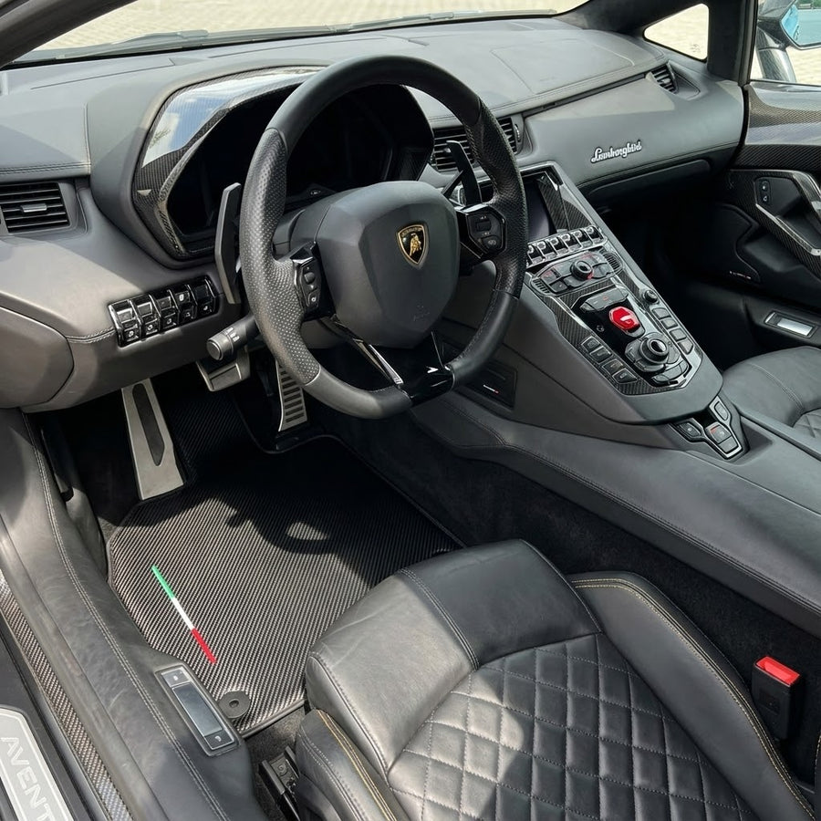 Tapis de voiture en fibre de carbone Sur mesure pour