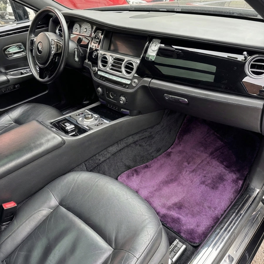 Tapis de voiture en peau de mouton violette pour Rolls-Royce Ghost Series II (2021-2024)