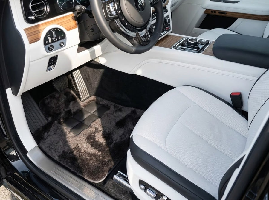 Tapis de voiture en peau de mouton Rolls Royce Spectre