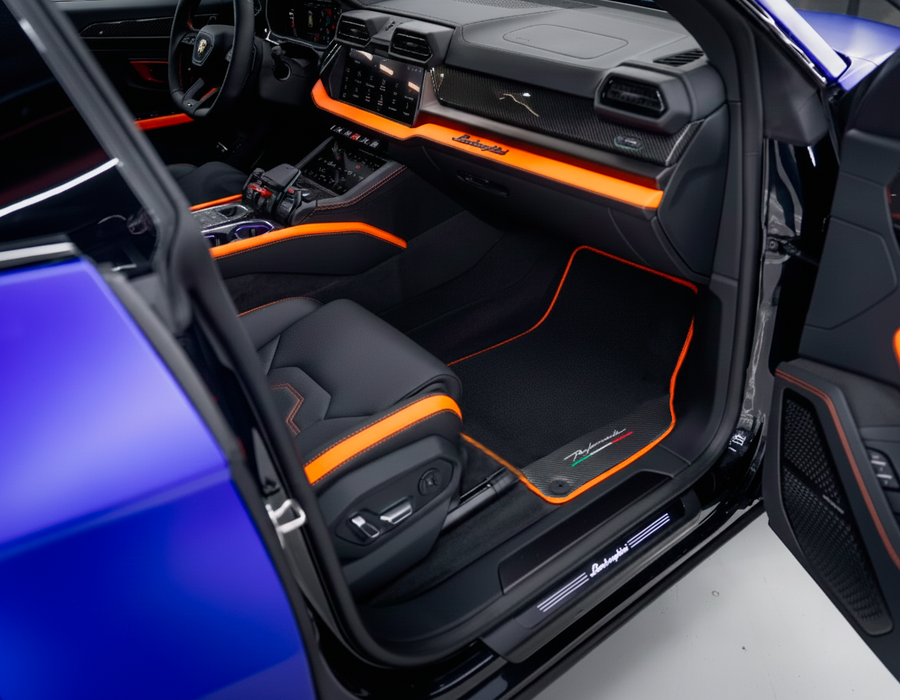 Tappetini per auto in pelle e rifinitura arancione per Lamborghini Urus Performante