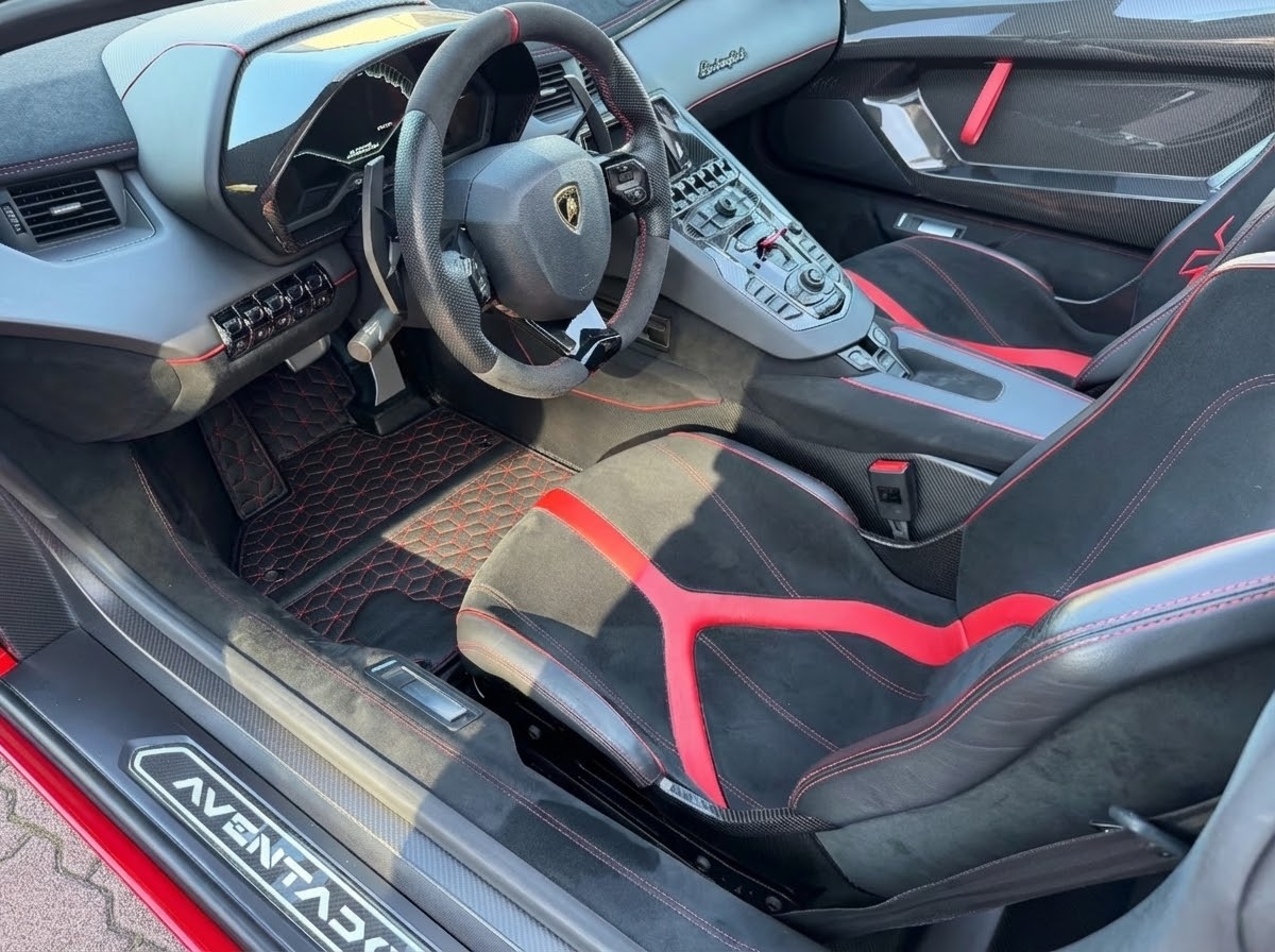Interior look of floor mats for Lamborghini Aventador SV | Red Stitching