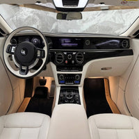 حبال سيارات سوداء لرولز رويس سبيكتر (2023-2024) مع جلد ذهبي