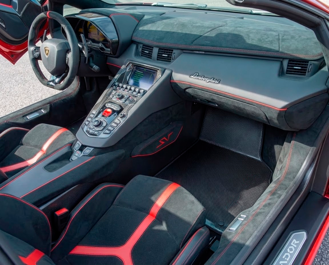 Tapis de voiture personnalisables pour Lamborghini Aventador SV Édition Limitée Cuir Carbone