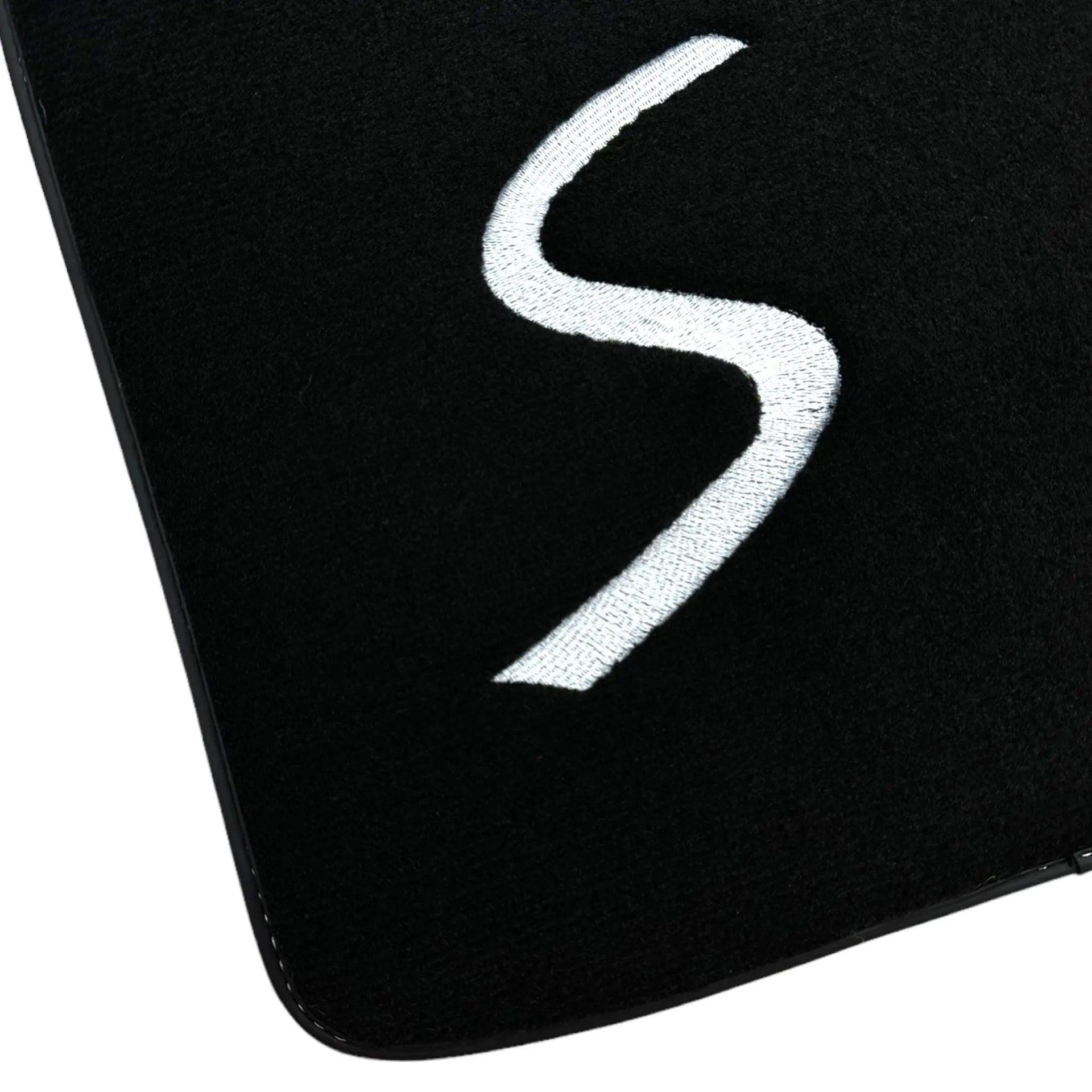 Black Floor Mats for Mini Cooper / One Electric (2020-2023) - AutoWin