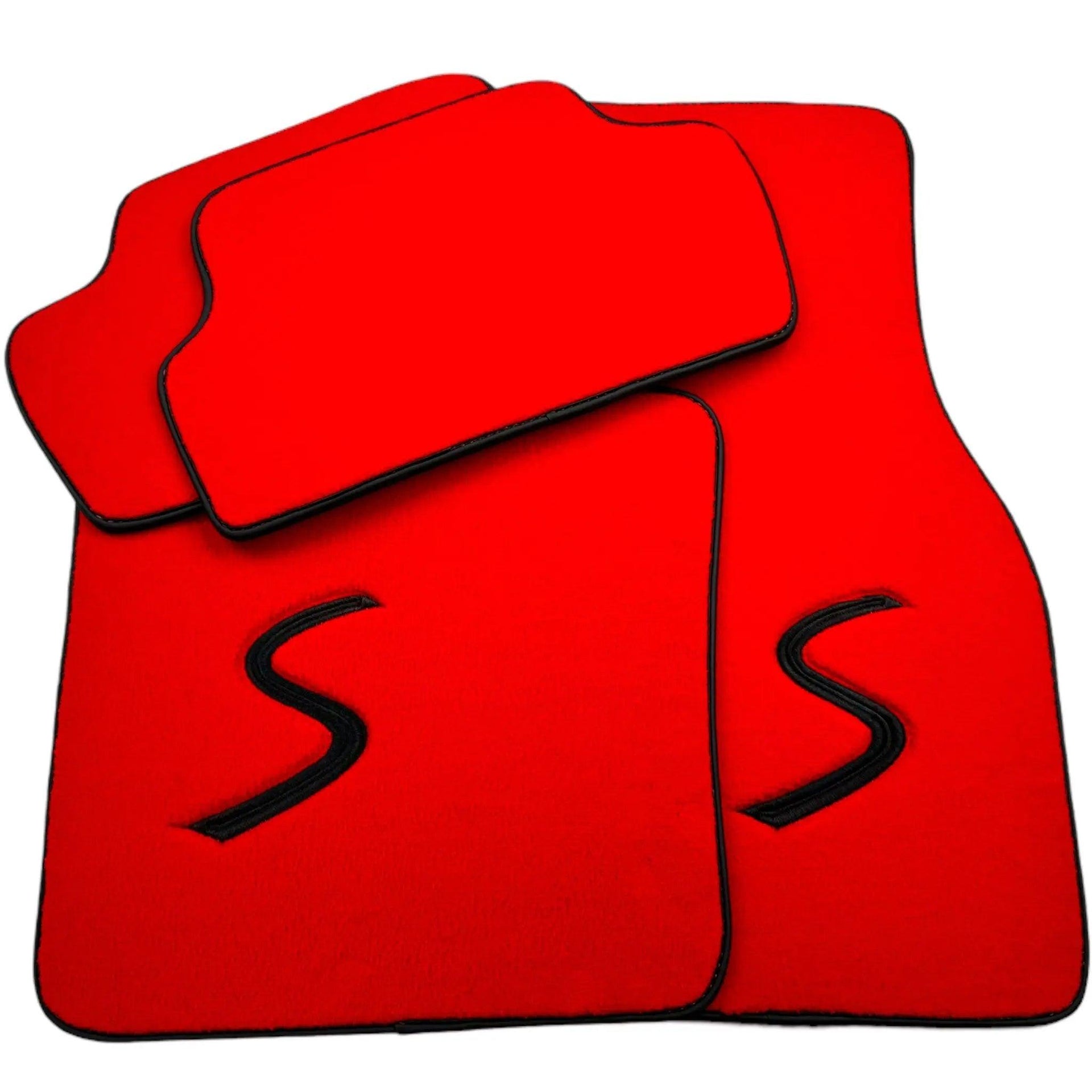Red Floor Mats for Mini Countryman F60 Hybrid (2020-2023) - AutoWin