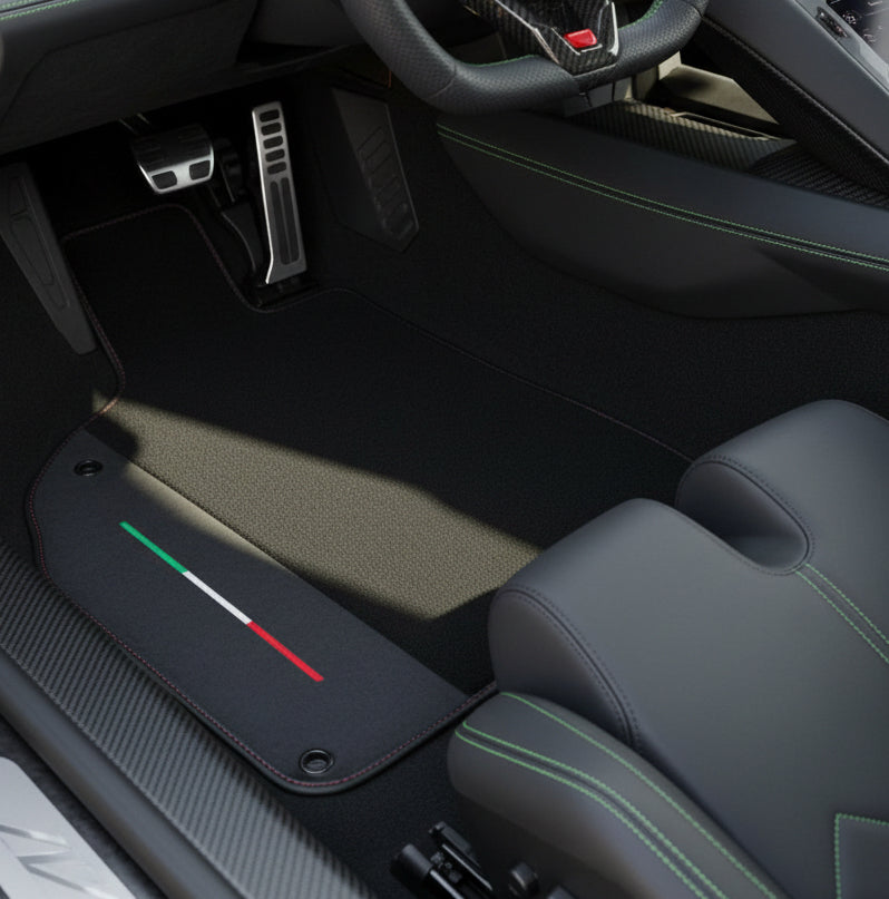 Tappetini per auto neri personalizzabili per Lamborghini Sian (2020-2022) con pelle Alcantara