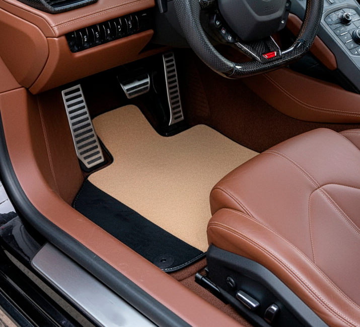 Tapis de voiture beige sur mesure pour Lamborghini Huracan en cuir Alcantara