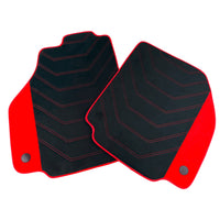 Tapis de sol en Alcantara noir pour Ferrari F8 Spider (2019-2023) avec accents en Alcantara rouge