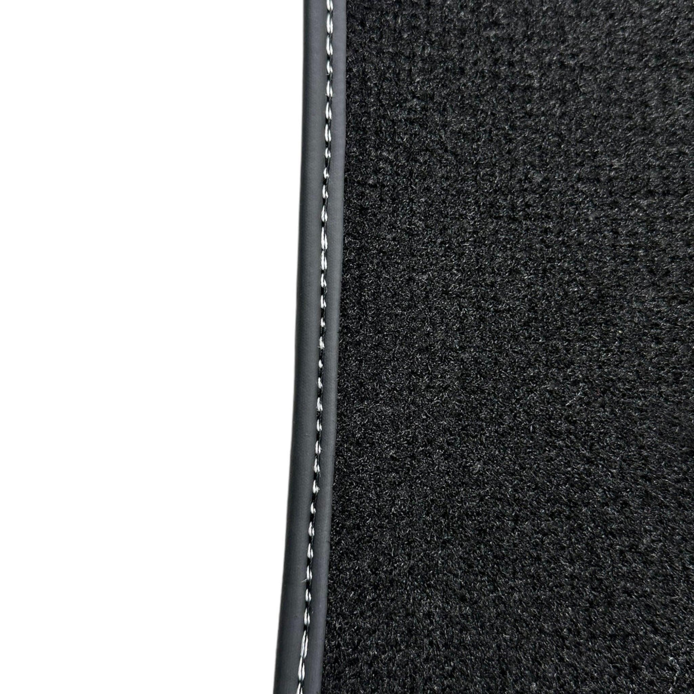 Black Floor Mats for Audi TT MK1 Convertible (1998-2006) - AutoWin