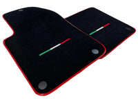 Tapis de sol noirs pour Ferrari 599 Coupe 2006-2012 avec bord rouge - AutoWin