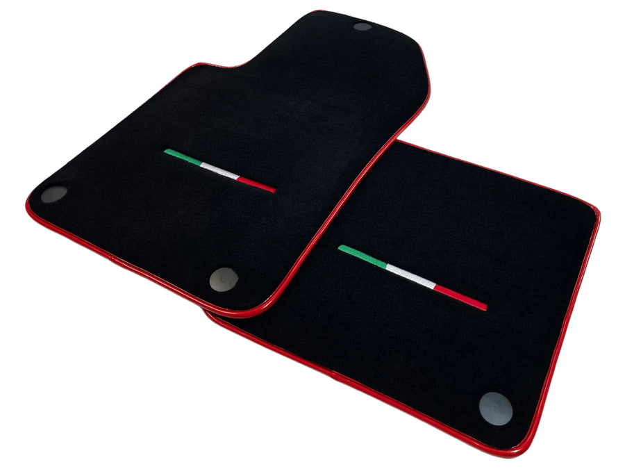 Tapis de sol noirs pour Ferrari 599 Coupe 2006-2012 avec bord rouge - AutoWin