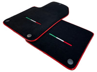 Tapis de sol noirs pour Ferrari 599 Coupe 2006-2012 avec garniture rouge - AutoWin