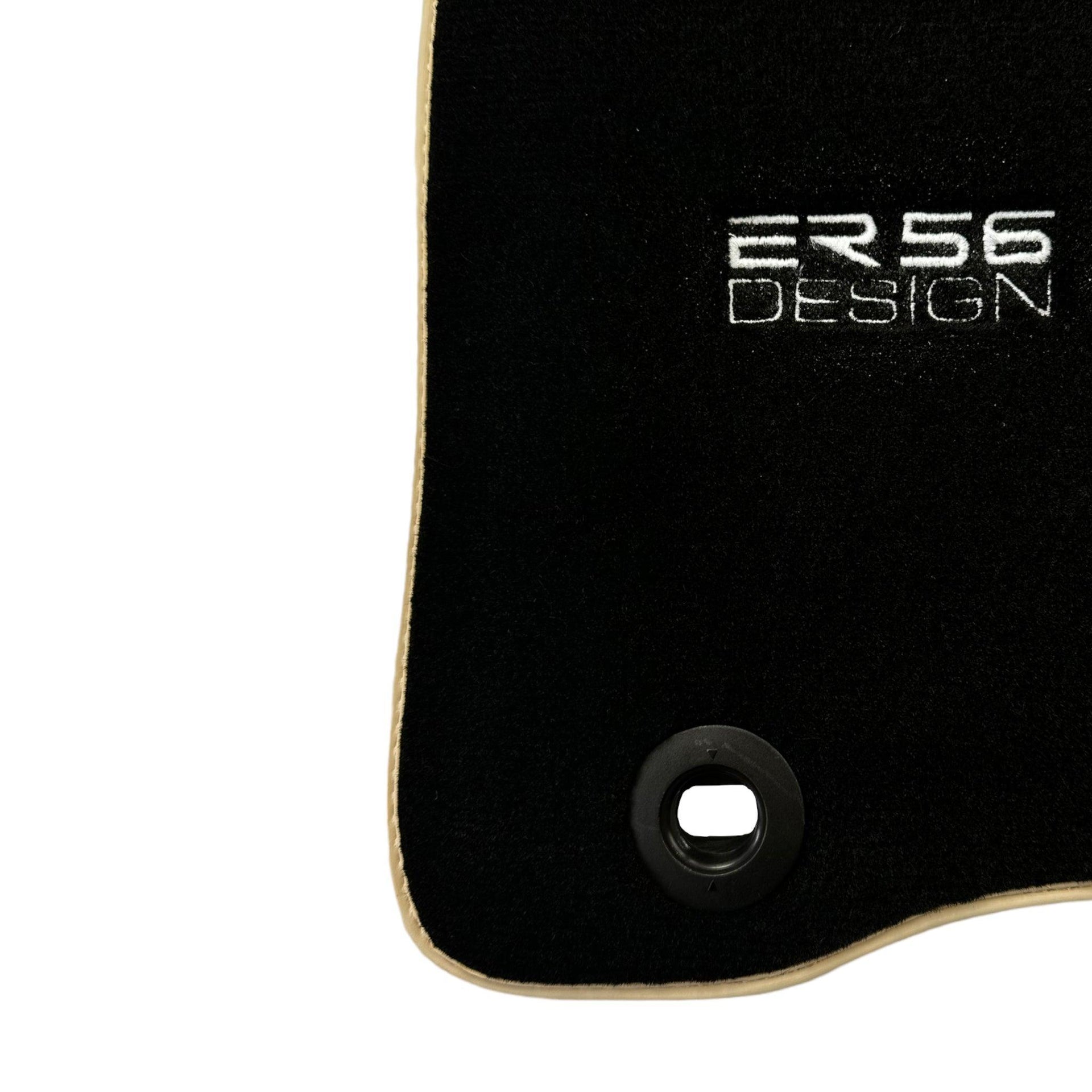 Black Floor Mats For Honda CR-V (2002-2006) ER56 Design - AutoWin