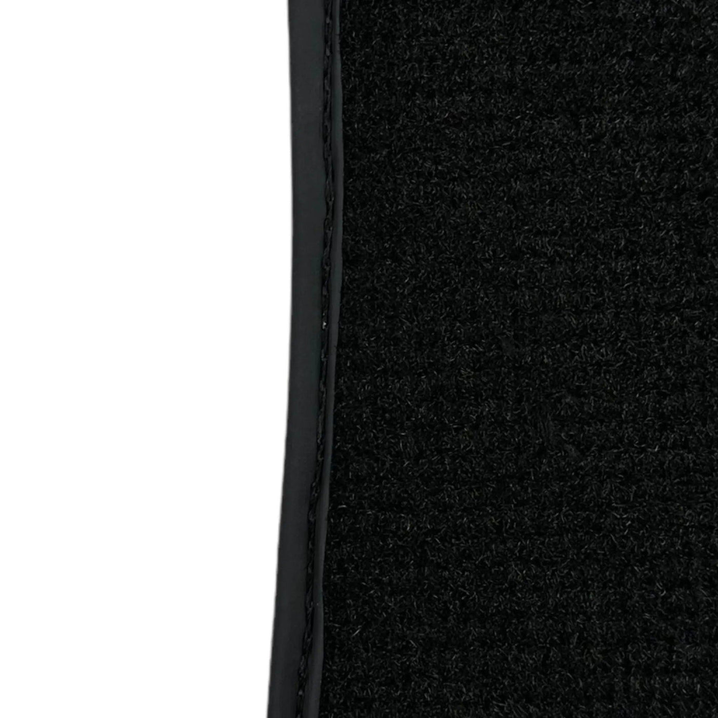 Black Floor Mats for Infiniti Q30 (2015-2020) - AutoWin