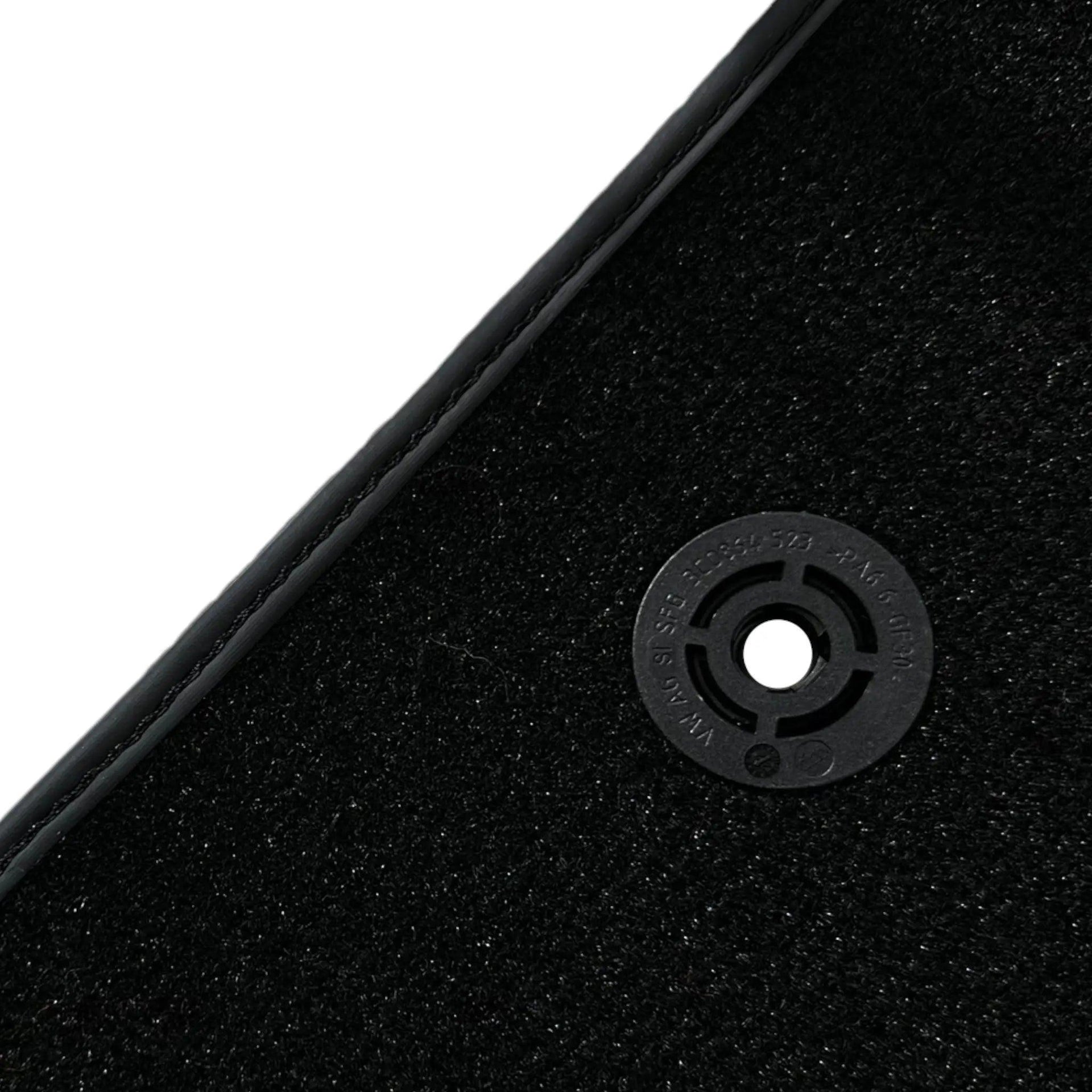 Black Floor Mats for Infiniti Q60 (2016-2020) - AutoWin